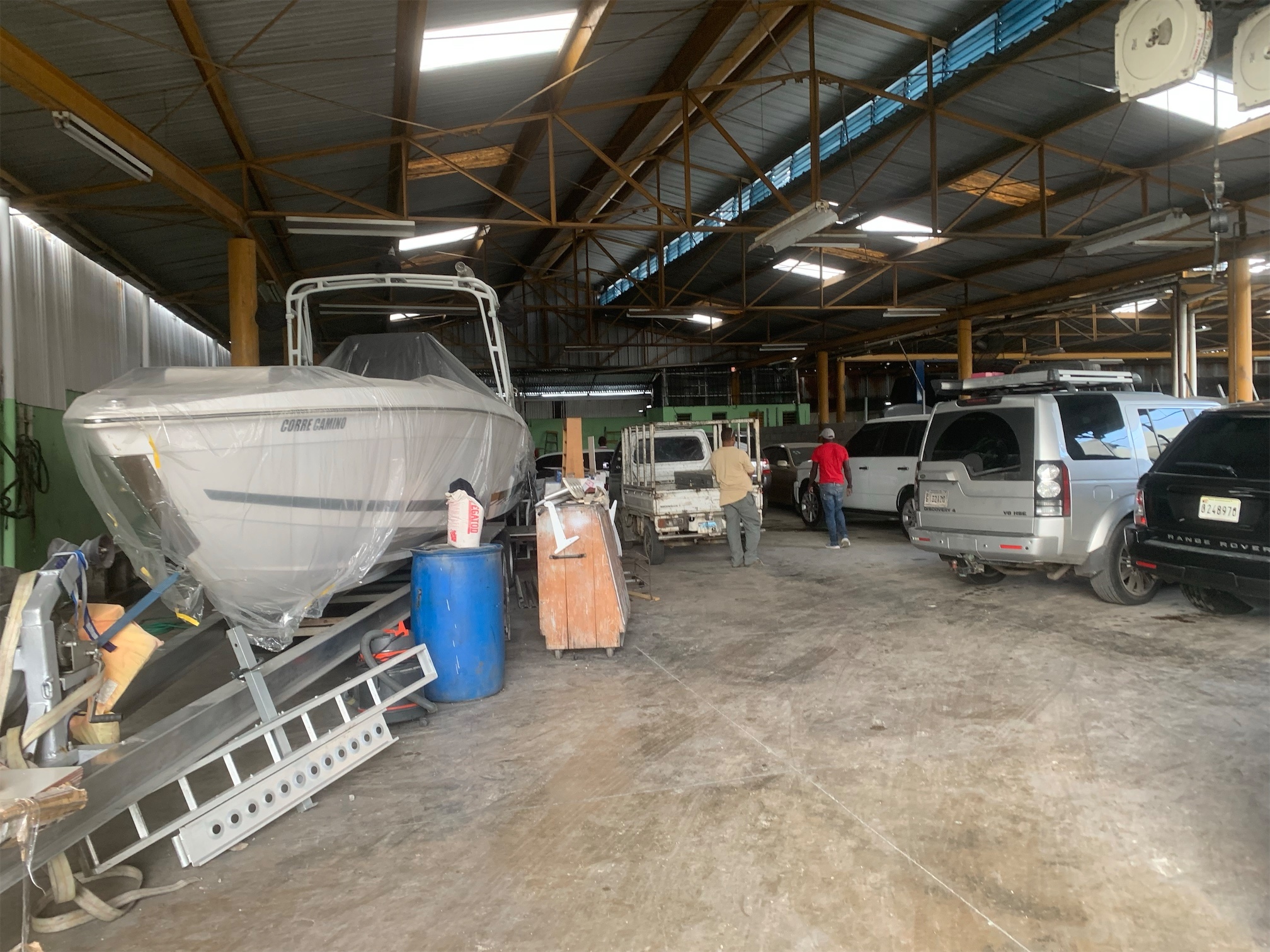 oficinas y locales comerciales - Nave en Evaristo Morales 1
