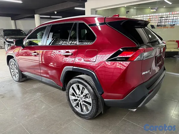 jeepetas y camionetas - Toyota Rav-4 Limited 2020 14