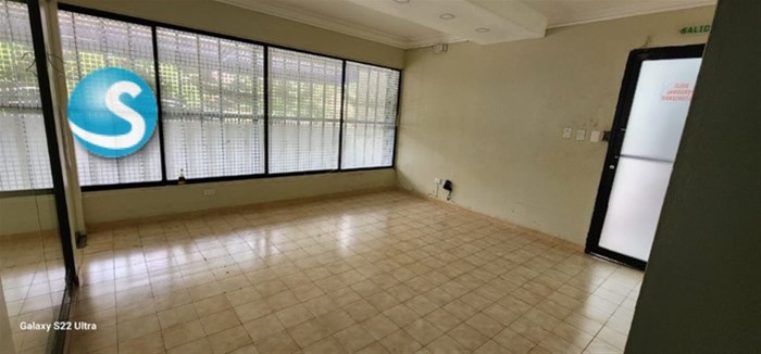 casas - Casa en Alquiler en Urb. Real 3