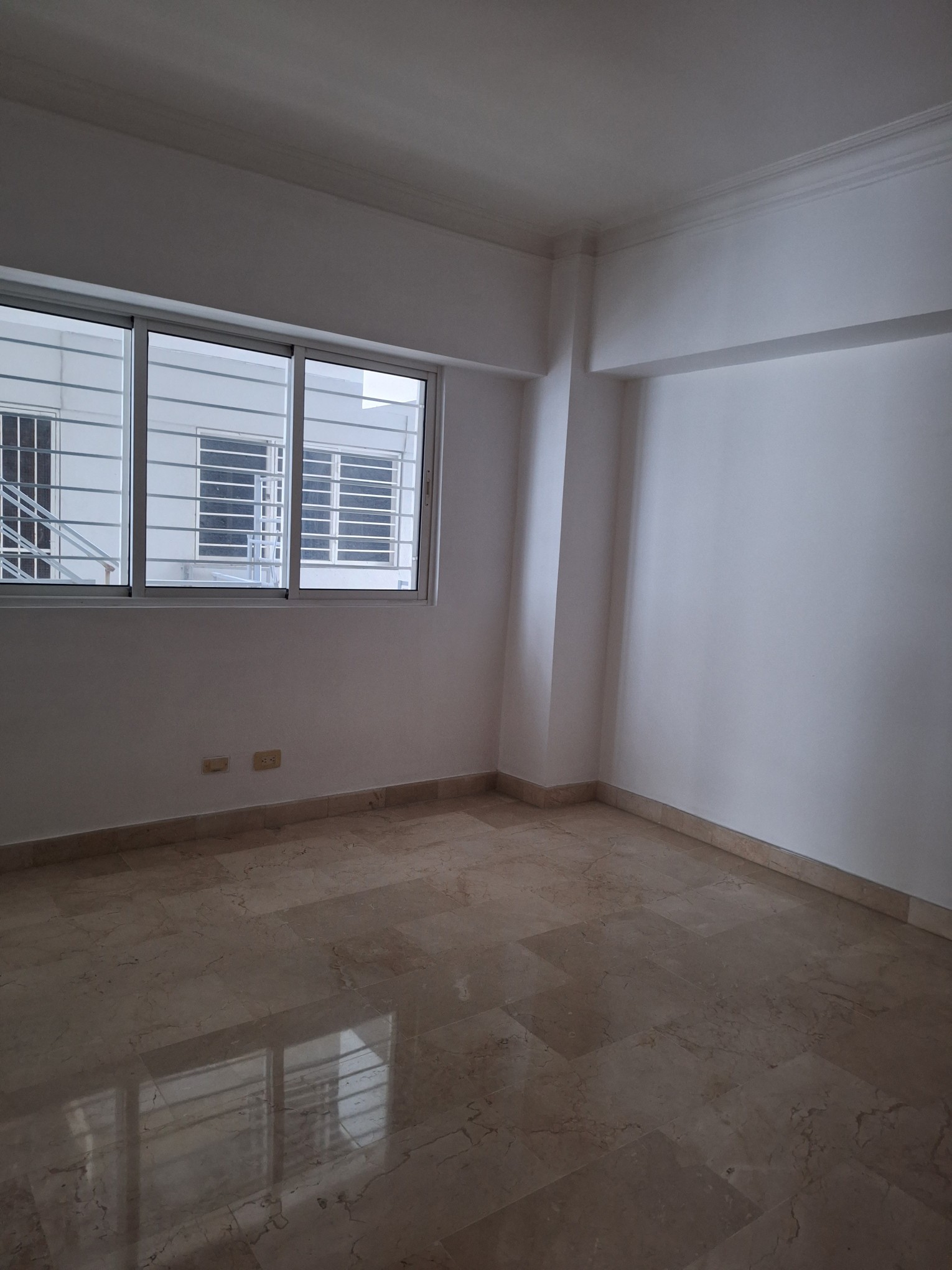 apartamentos - Sin intermediarios Vendo apartamento en Piantini asc planta estudio  7