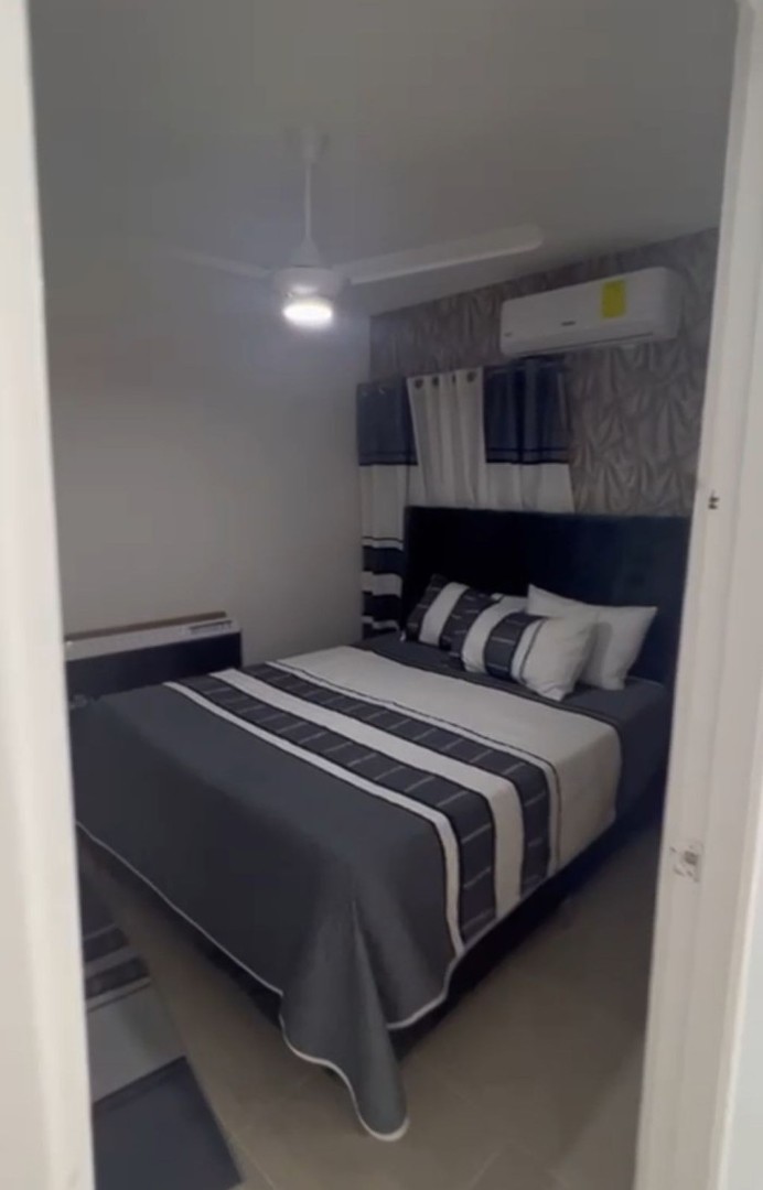 apartamentos - Alquilo Apartamento de 3 Habs en San Isidro Labrador SD 2