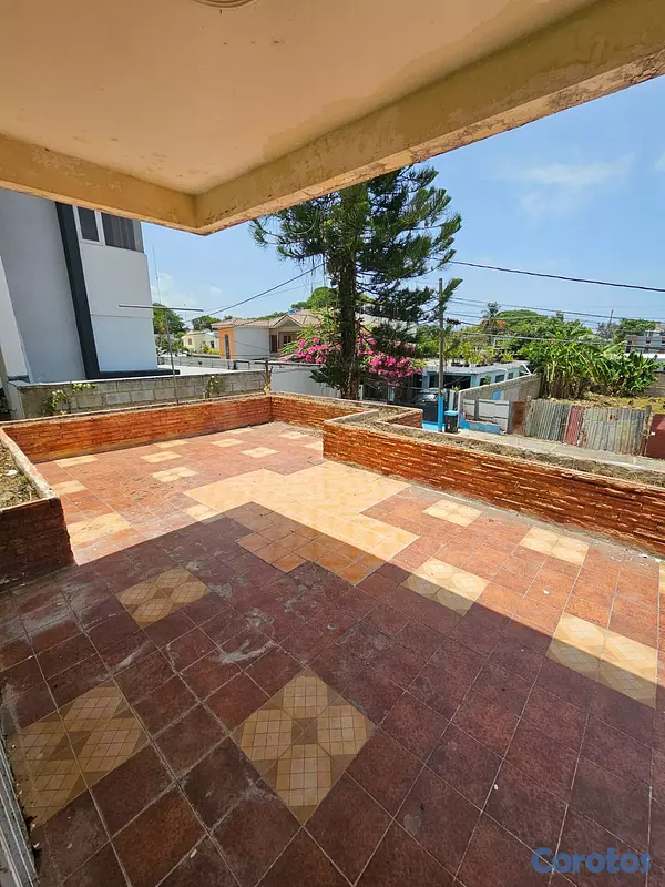 casas - Vendo casa de reestructurar de oportunidad en San  12