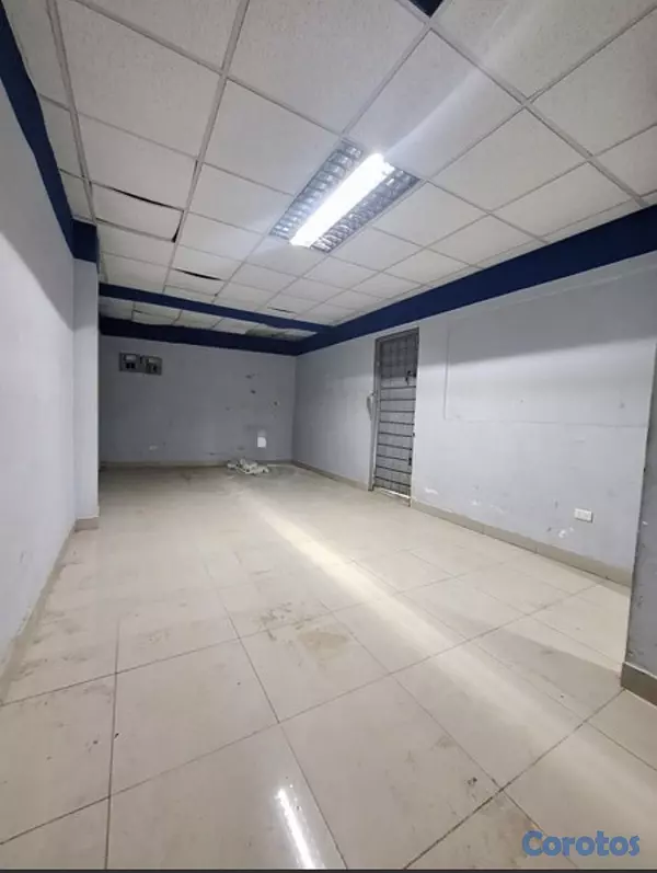 oficinas y locales comerciales - LOCAL COMERCIAL  3