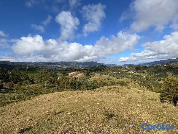 casas vacacionales y villas - Villa en Constanza con 70mil metros de solar  8