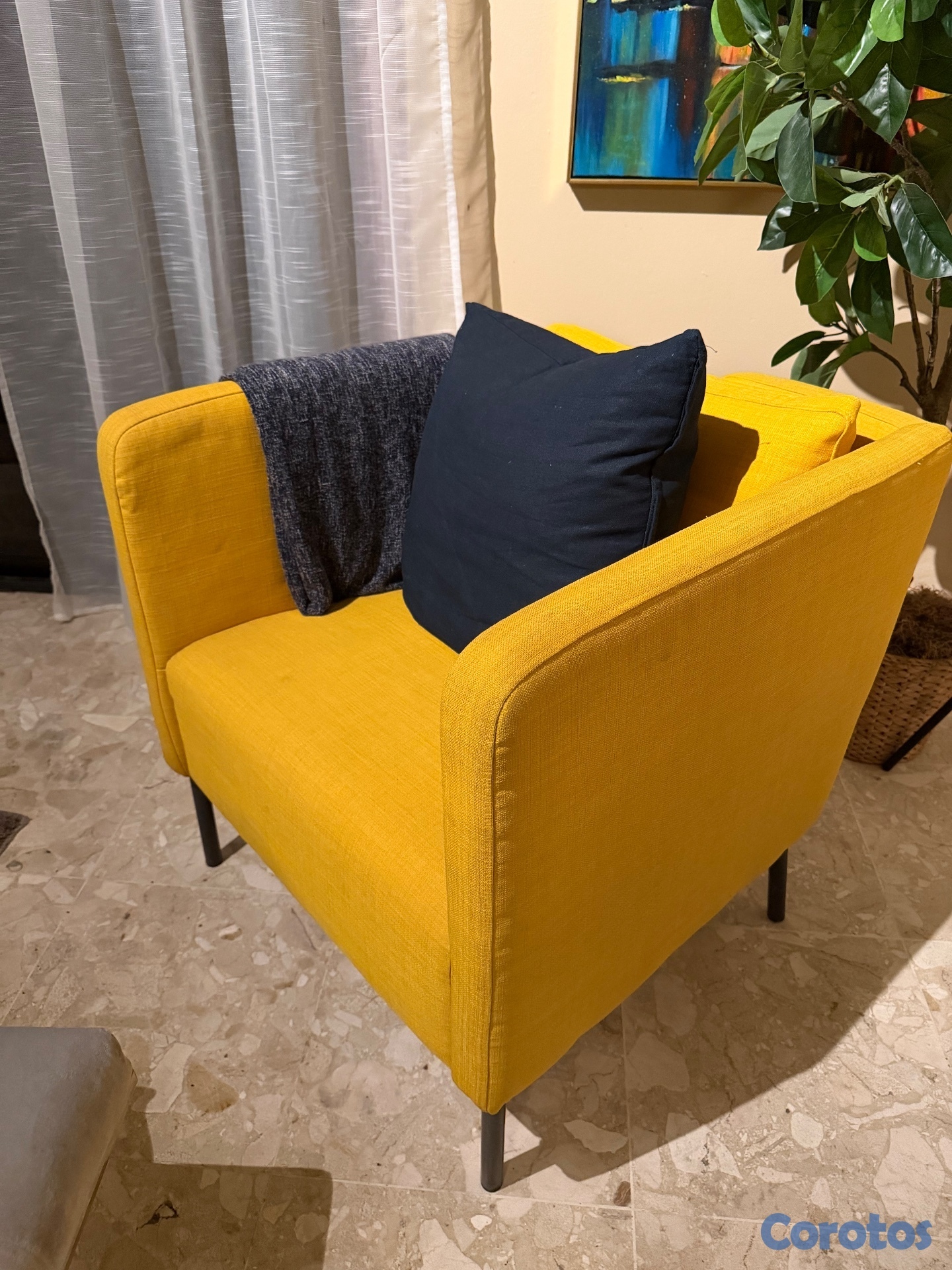 muebles y colchones - Butaca Amarilla excelentes condiciones.  2