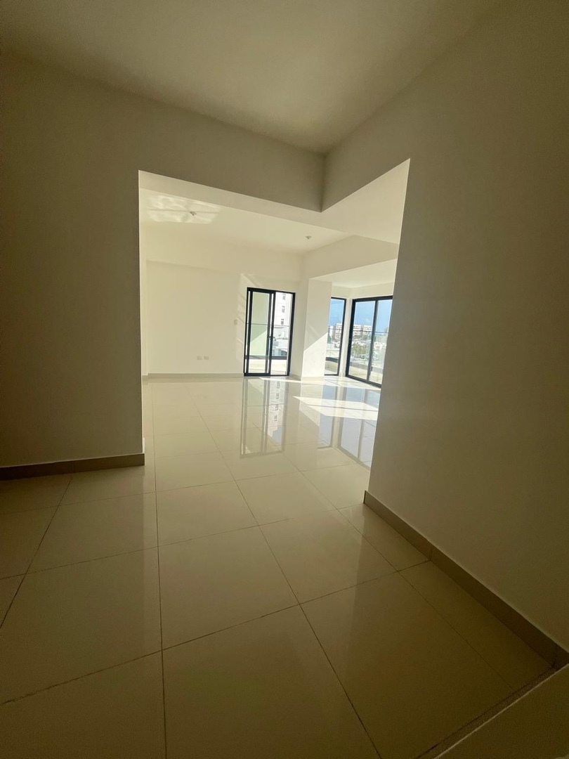 apartamentos - Alquiló bellla vista línea blanca dos hab 2.5 baños balcón dos parqueos servicio 4