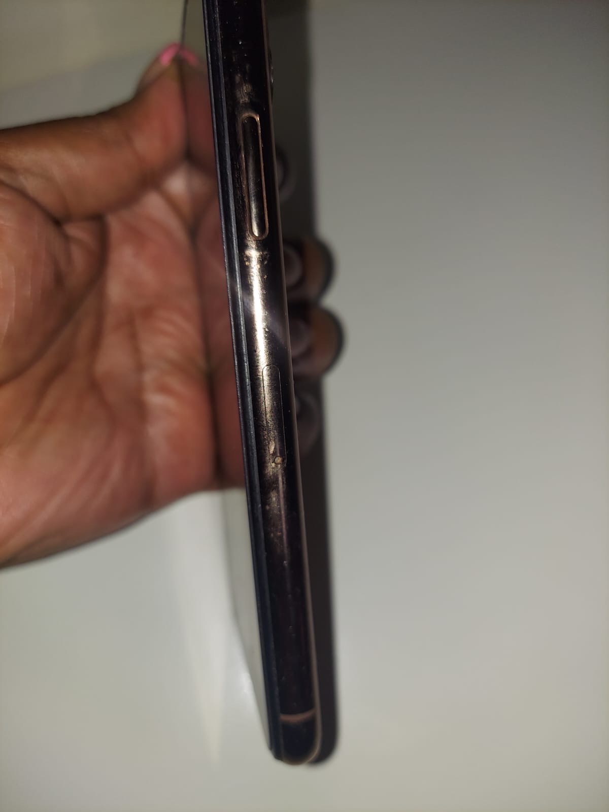 celulares y tabletas - Vendo iPhone 11 Pro de 256 GB 2