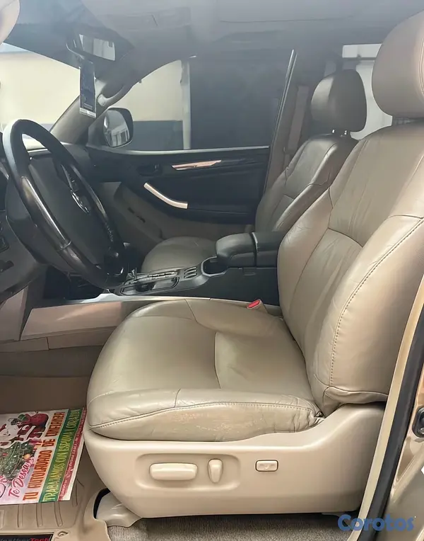 jeepetas y camionetas - este vehículo tiene financiamiento Diponible  11