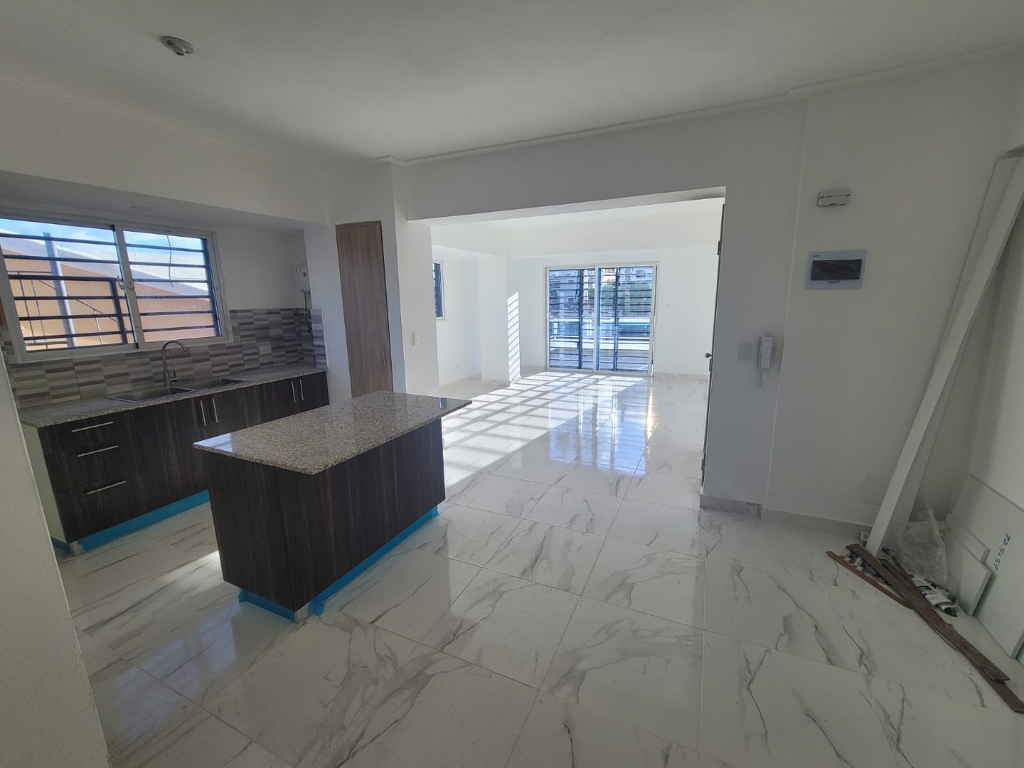 apartamentos - Se vende apartamento en Av. Independencia Nuevo 2