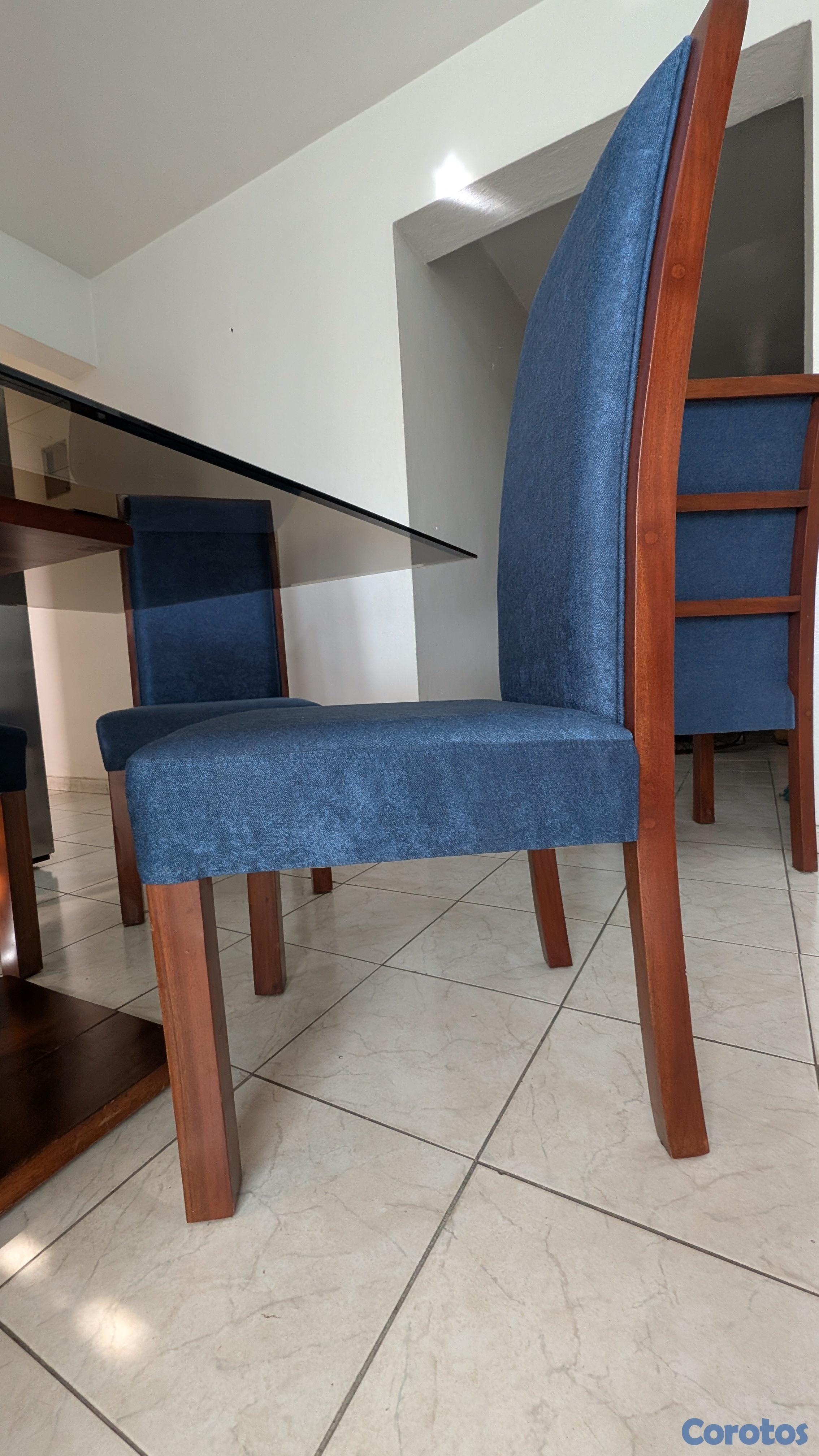 muebles y colchones - Comedor ROBLE (por Motivos de Viaje).  2