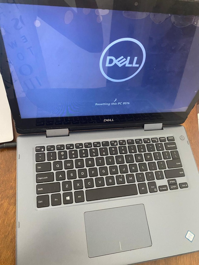 computadoras y laptops - ¡Laptop Dell Inspiron 5481 2 en 1, pantalla táctil HD de 14 pulgadas!  6
