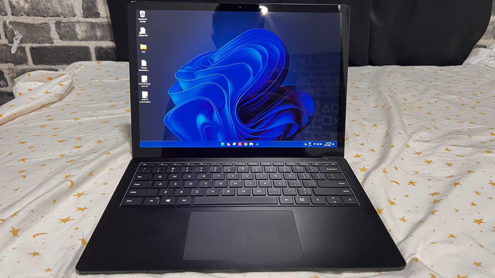 computadoras y laptops - Laptop Surface 4 13,5" Touchscreen i7 11th Gen, 16GBRAM, 256GB SSD. 3