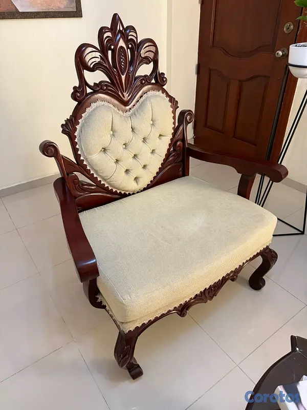 muebles y colchones - JUEGO DE MUEBLES EN CAOBA / $80,000 / ESTILO “LUIS V” / NEG.  5