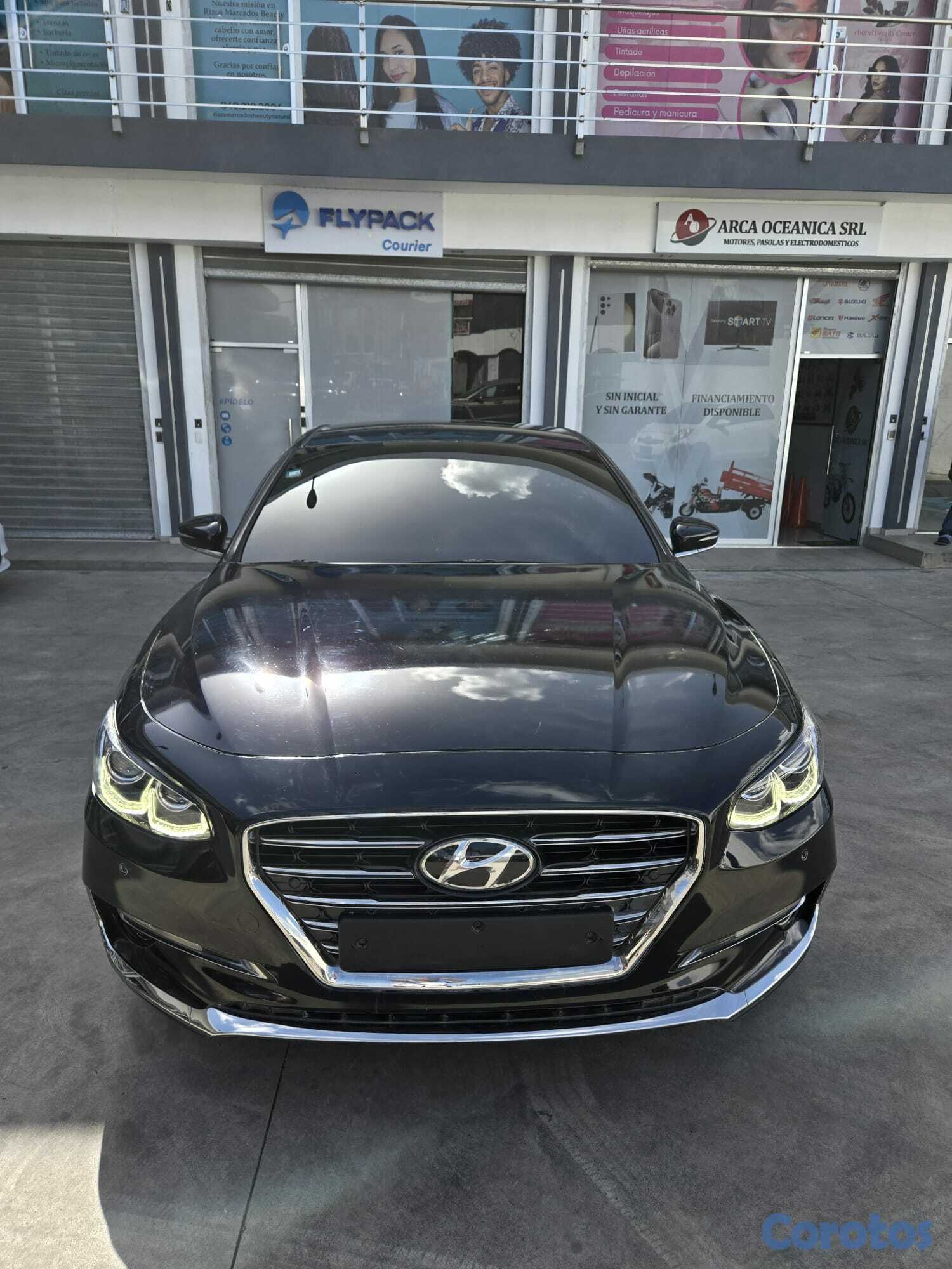 carros - HYUNDAI GRANDEUR 2018 NEGRO 3