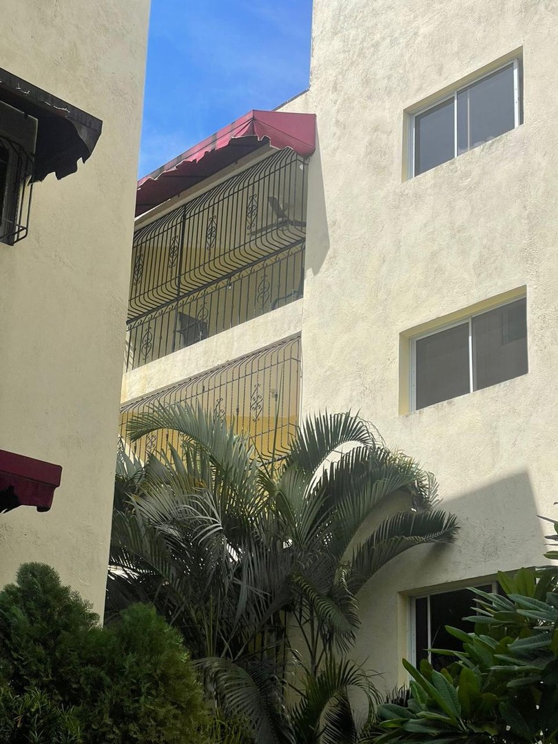 apartamentos - Se vende apartamento en Las Colinas de Los Rios 4