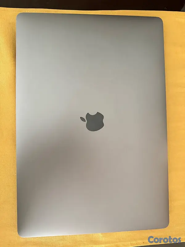 computadoras y laptops - MacBook Pro 2019 "16" i9/ 32GB RAM / 512GB SSD – E 7