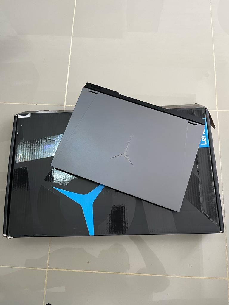 celulares y tabletas - Lenovo Legion 5 Pro 16gb RAM 1TB RTX 3070 1