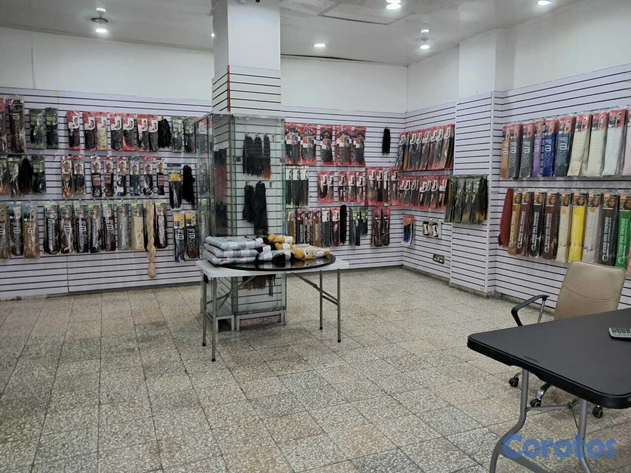 oficinas y locales comerciales - Local en San Carlos a paso de la Duarte  1