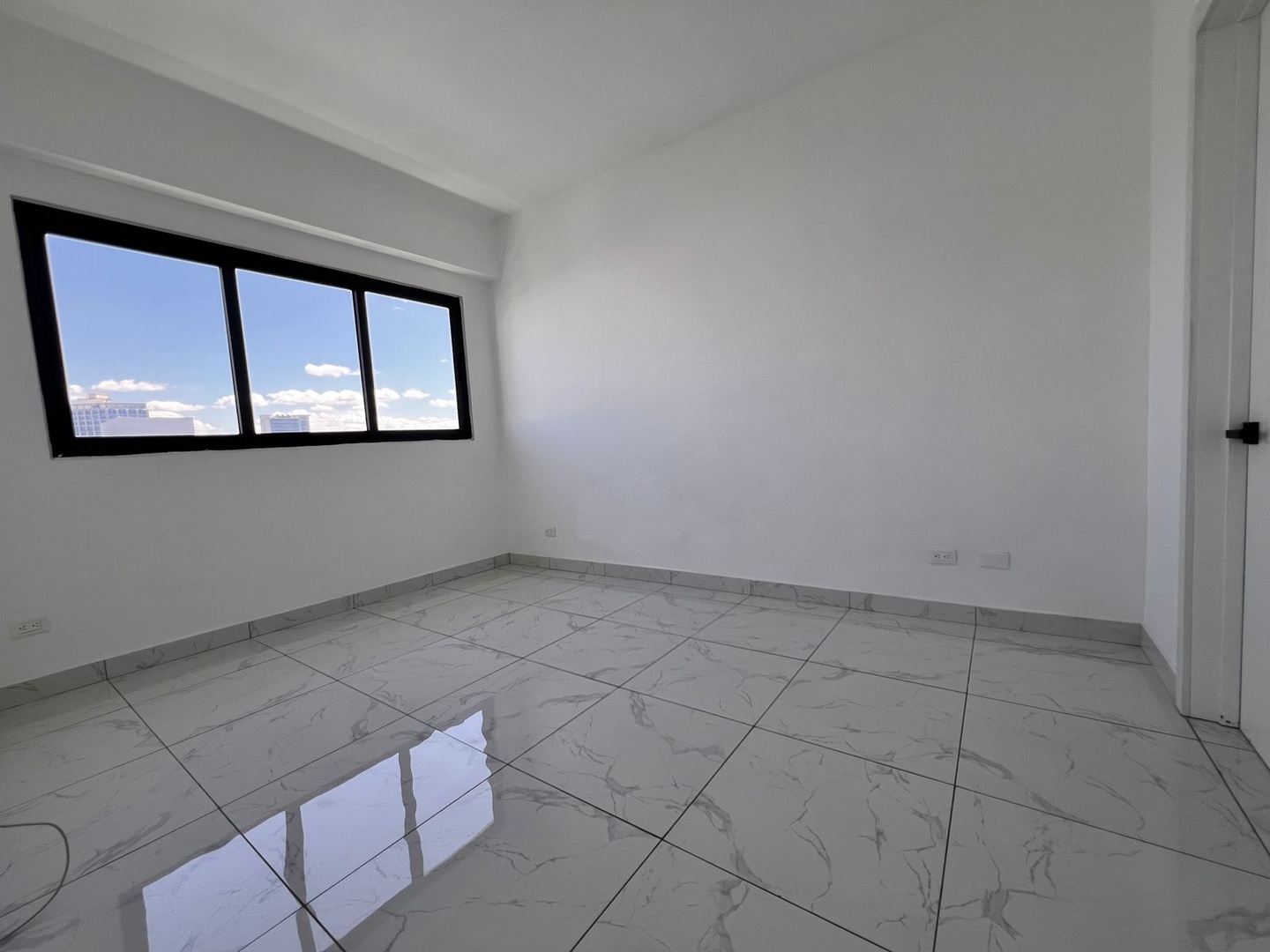 apartamentos - Evaristo Morales, piso alto, 1 habitacion  4