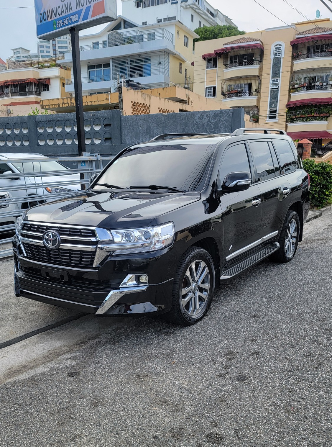 jeepetas y camionetas - LAND CRUISER VX-R 2010 2
