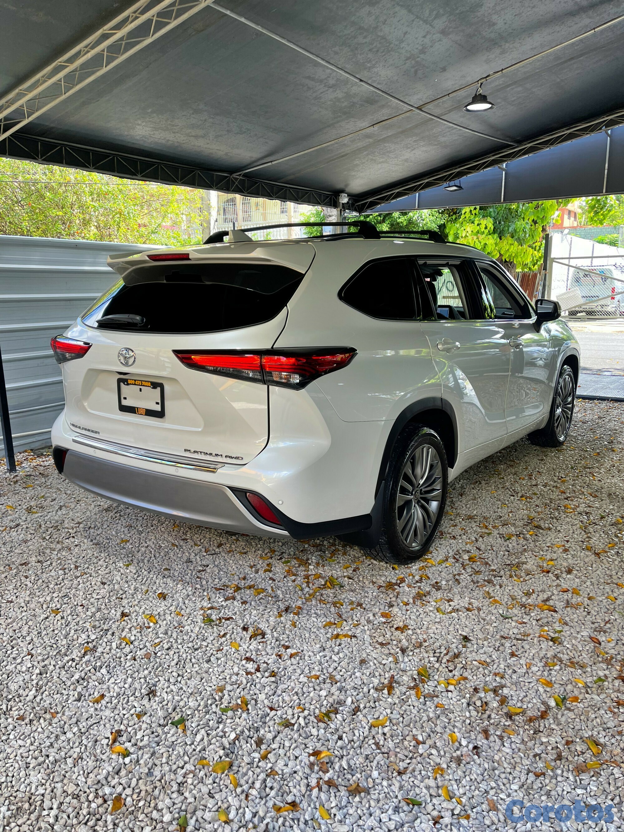 jeepetas y camionetas - TOYOTA HIGHLANDER PLATINIUM AWD 2020 3