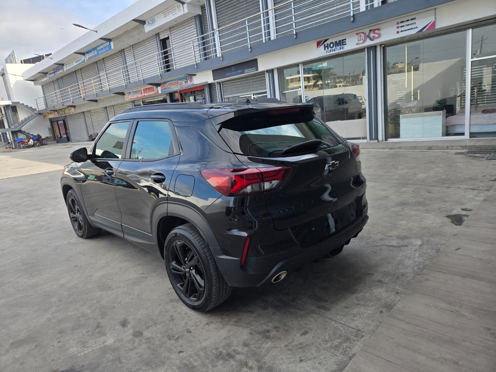 jeepetas y camionetas - CHEVROLET TRAILBLAZER 2022 NEGRO GASOLINA 4