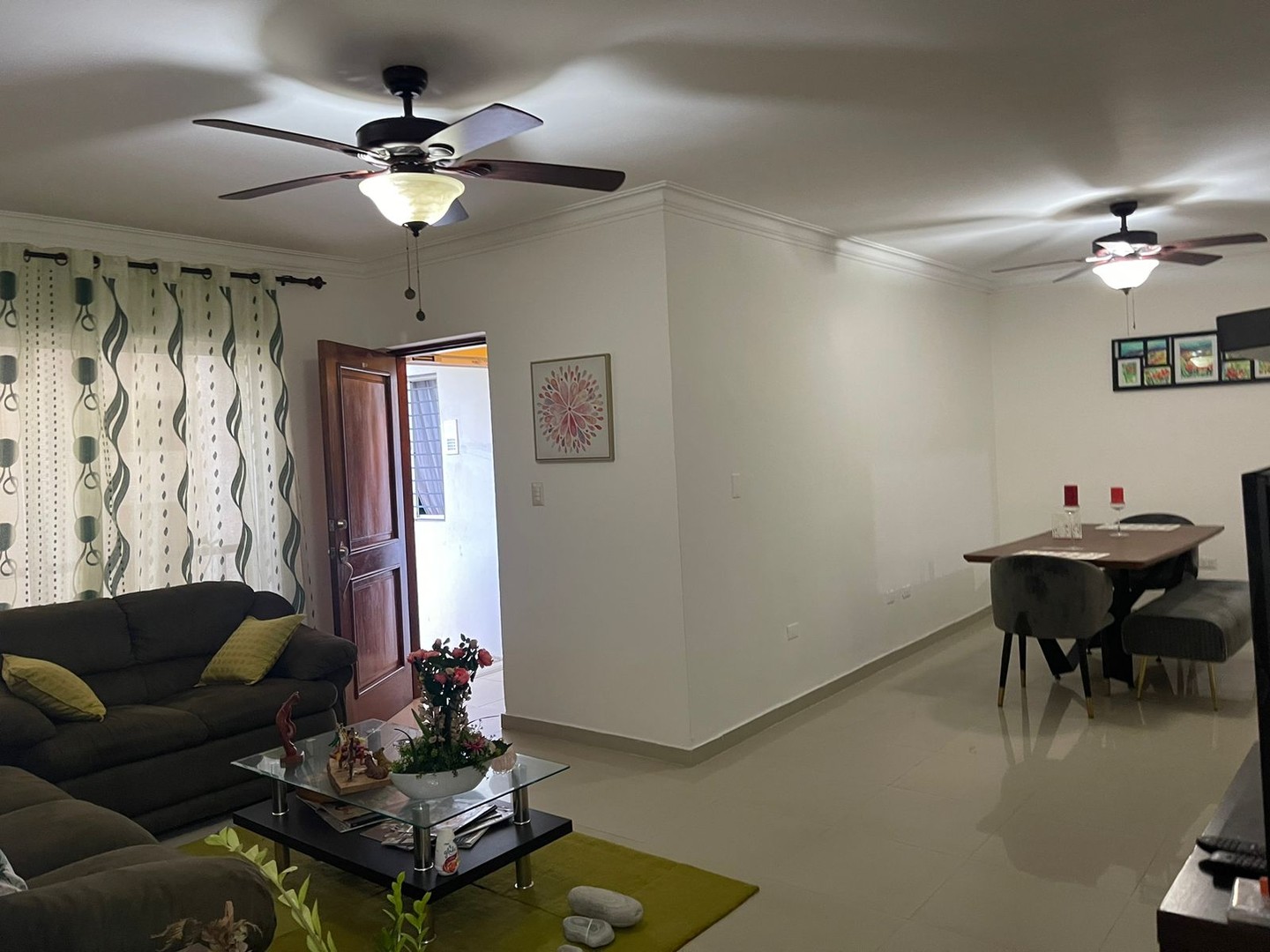 apartamentos - 📍Arroyo Hondo
 vendo Apartamento moderno
105.34 metros  
RD$7,500,000.00 1