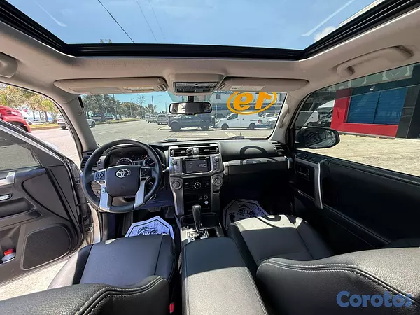 jeepetas y camionetas -  Toyota 4 Runner Limited 2019 5