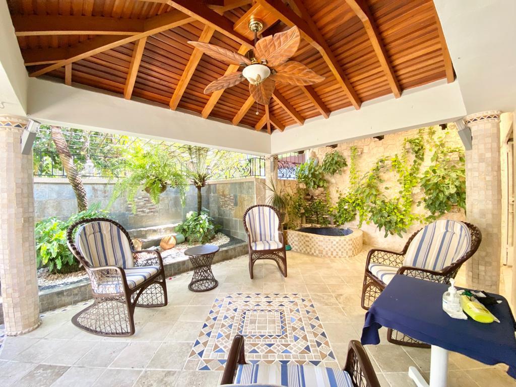 casas - Hermosa casa en la pradera 5