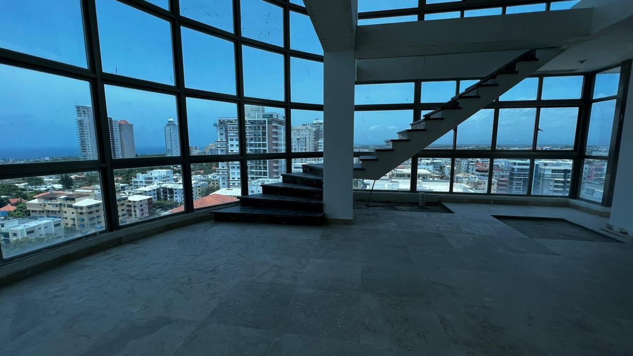 apartamentos - Impresionante Penthouse con Vista al Mar 
En la Urbanización Real
 1
