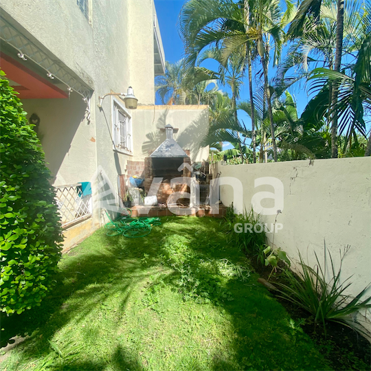 casas - Espaciosa casa de venta en Las Dianas  7