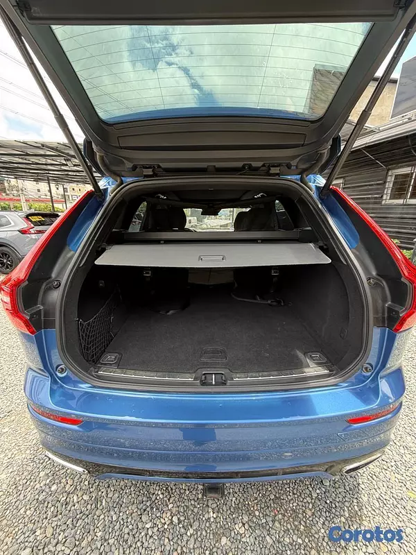 jeepetas y camionetas - Volvo XC60 R Design 2019 7