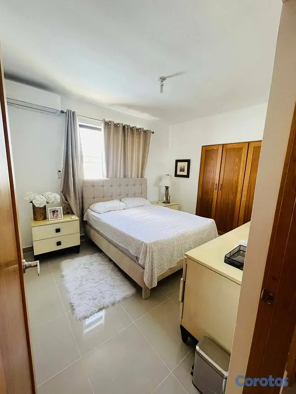 apartamentos - Apartamento en Venta -  por Avenida por Avenida 27 de Febrero y Don Pedro. 1