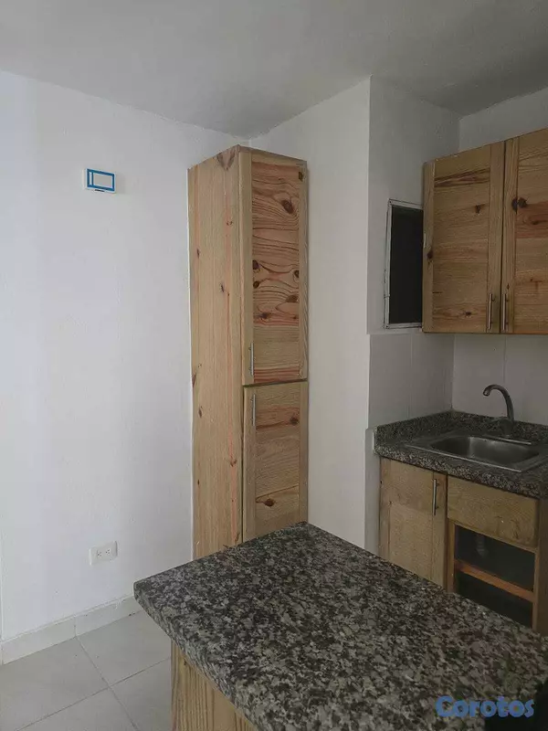 apartamentos - Vendo apartamento en Av. Independencia  2