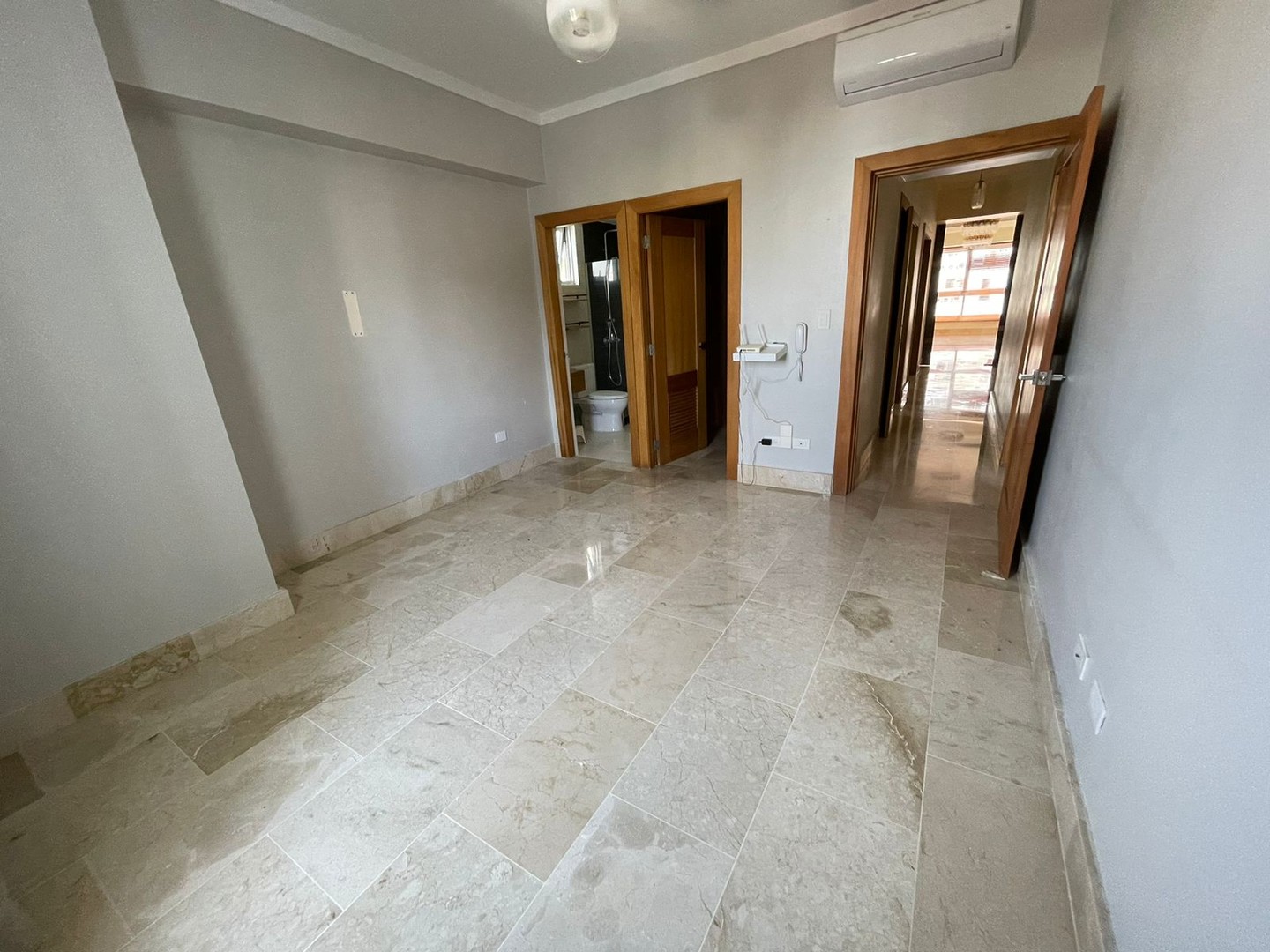 apartamentos - Alquilo en Torre Moderna Amenidades Apartamento en Piantini Código: PD234

 7