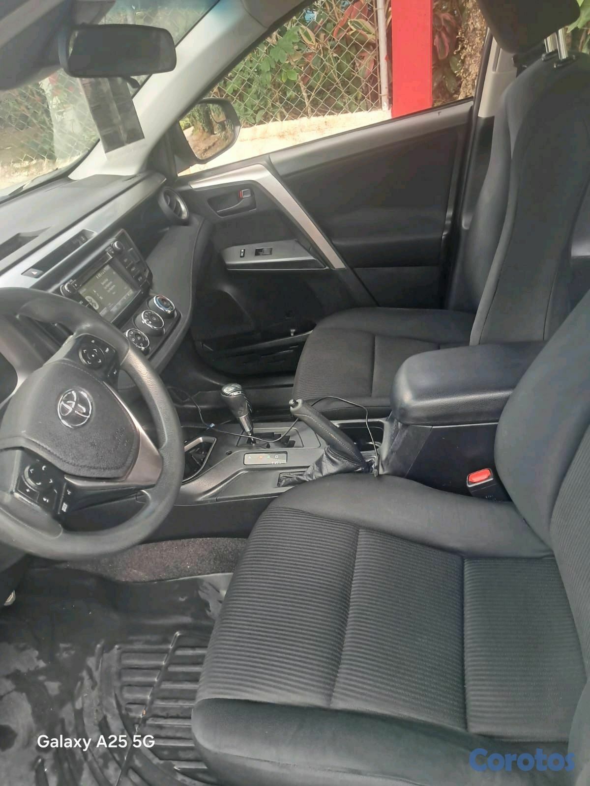 jeepetas y camionetas - Toyota rav4 2018 5