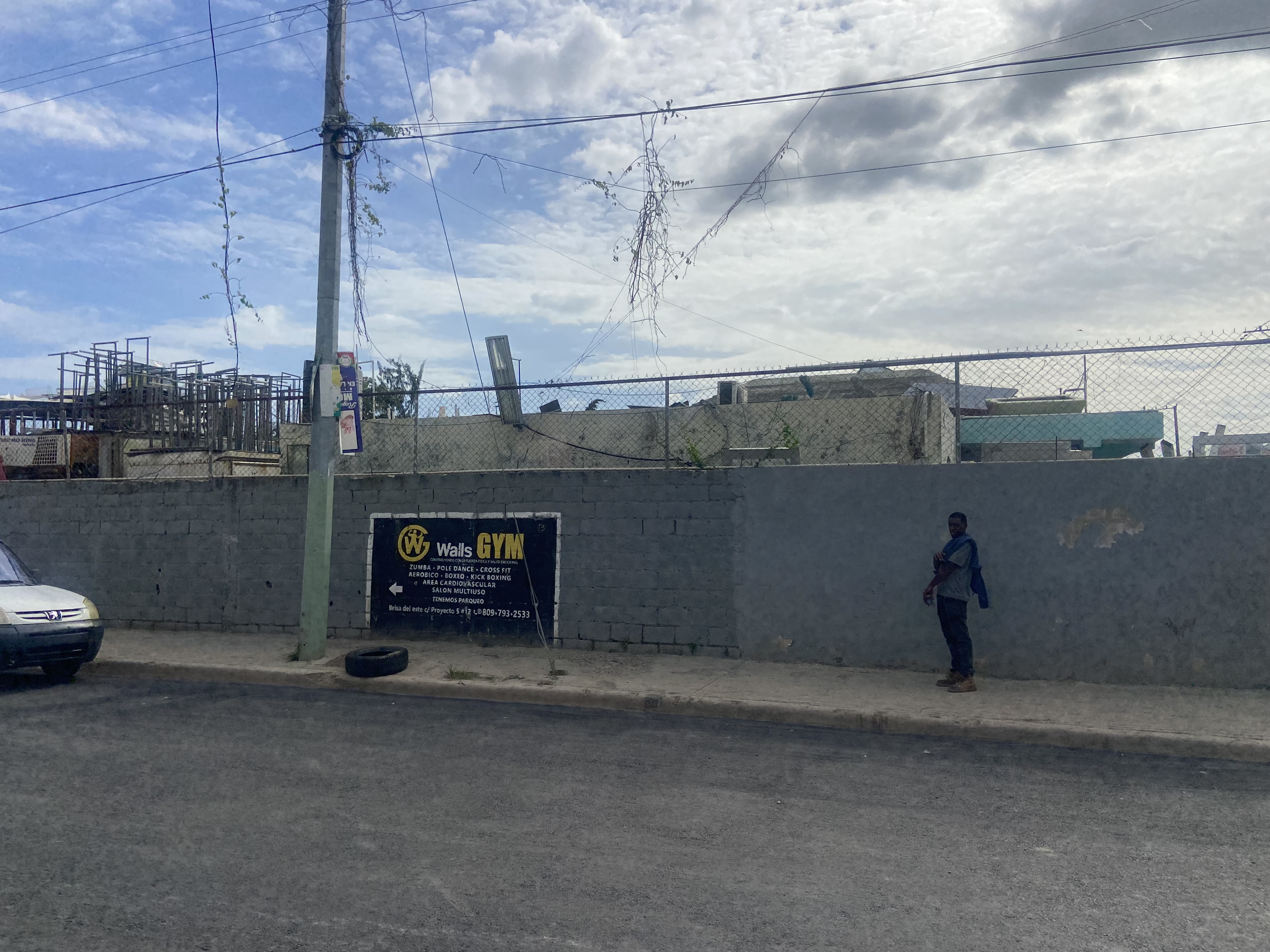 solares y terrenos - Local comercial con todos y maquinaria  5