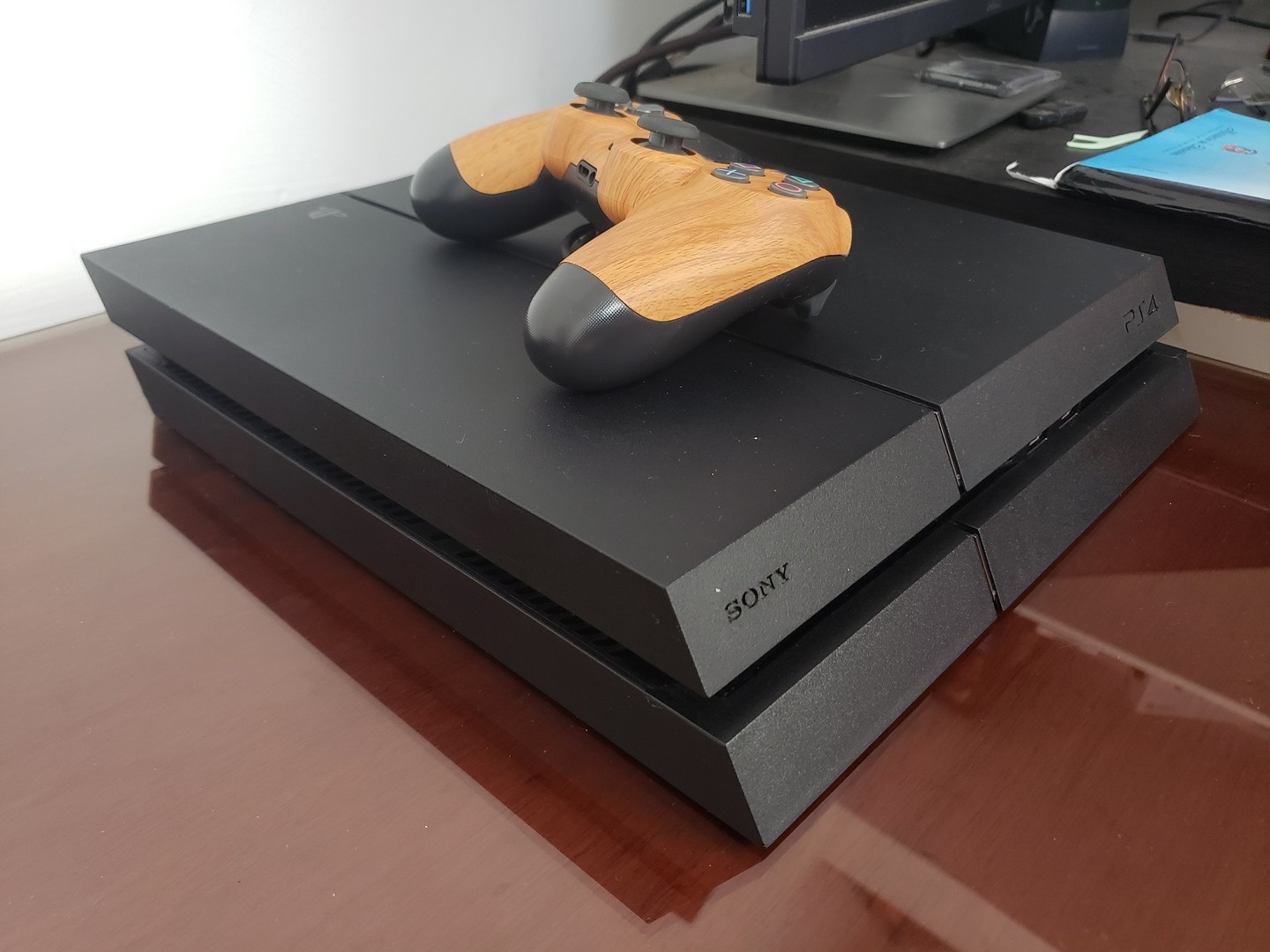 consolas y videojuegos - PS4 con 2 juegos firmware 7.51