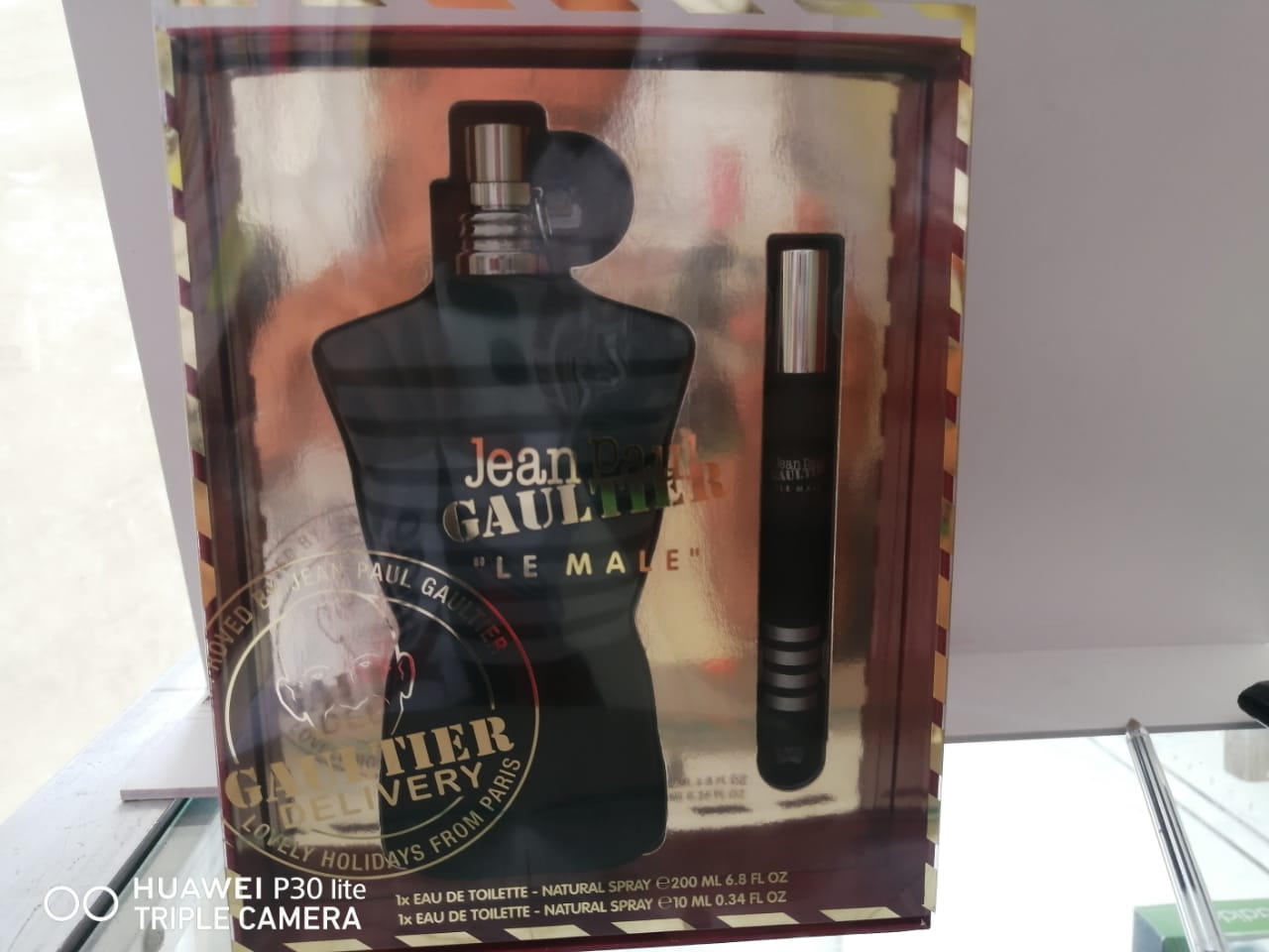 ropa para hombre - Perfume JEAN PAUL GAULTIER DE 200ML y el otro de 10ml  