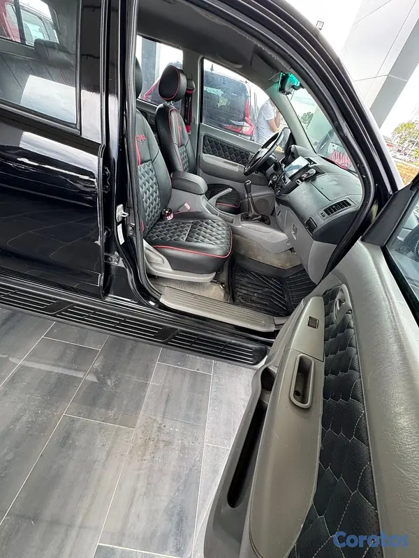 jeepetas y camionetas - Toyota hilux 2008 15