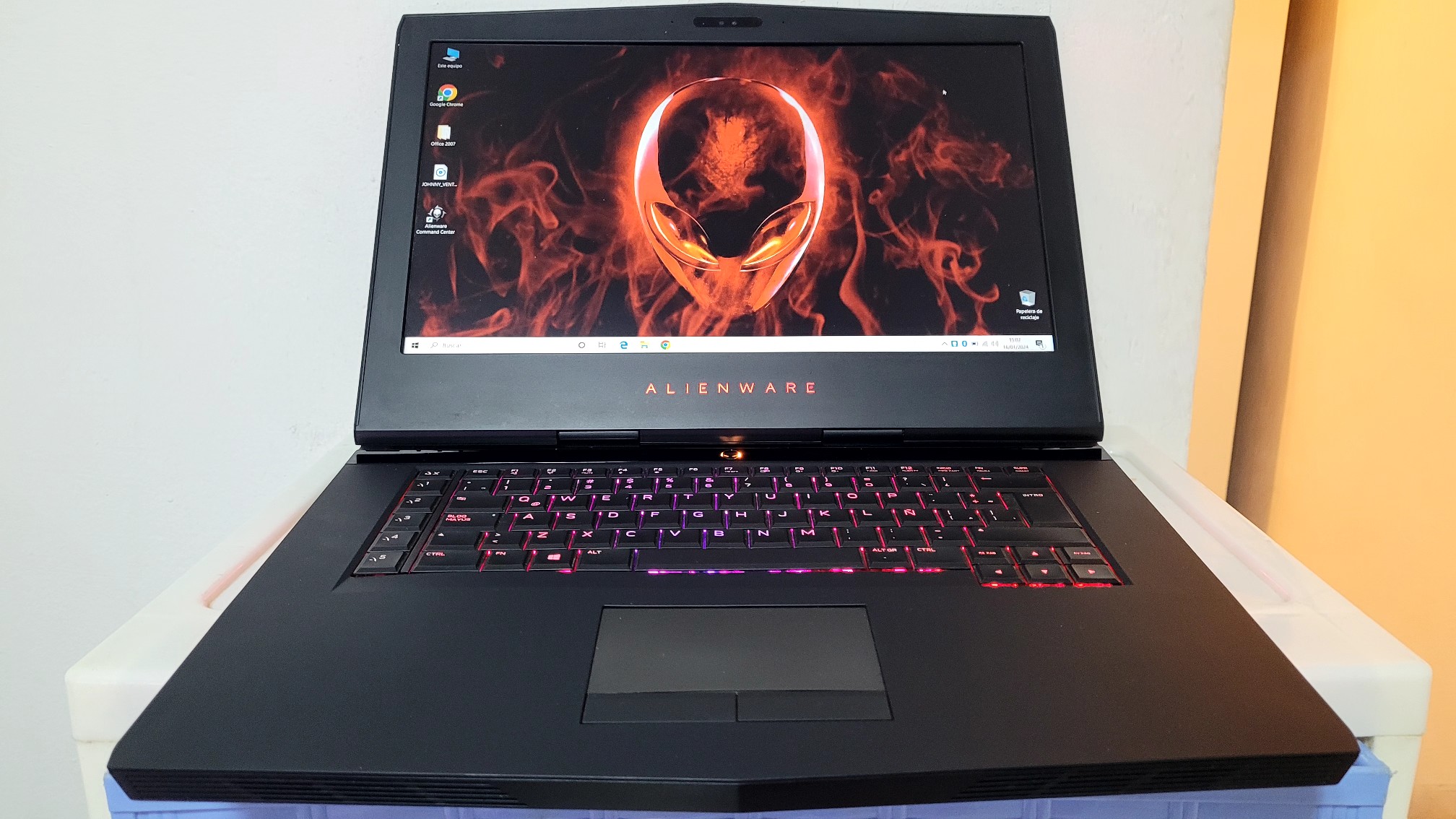 computadoras y laptops - Alienware R3 17 Pulg Core i7 Ram 16gb Disco 1TB Nvidea Gtx 1070 8GB Dedicada 1