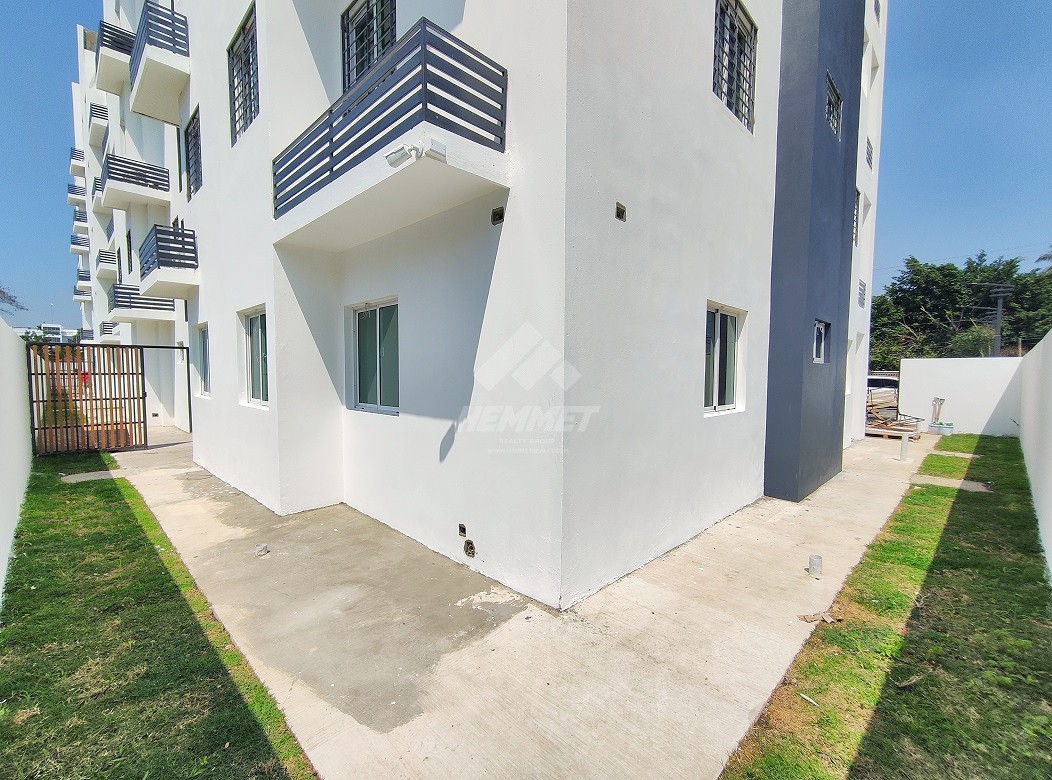 apartamentos - 1ER NIVEL CON 76 MTS2 PATIO PRIVADO Y GYM LOS LAURELES SANTIAGO  1