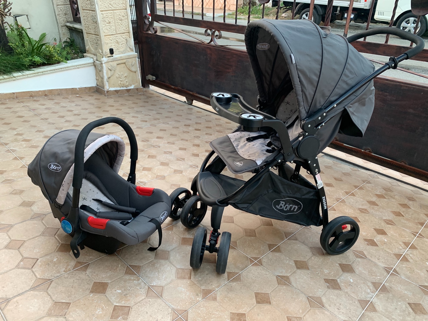 coches y sillas - Coche con su carset /porta bebé 