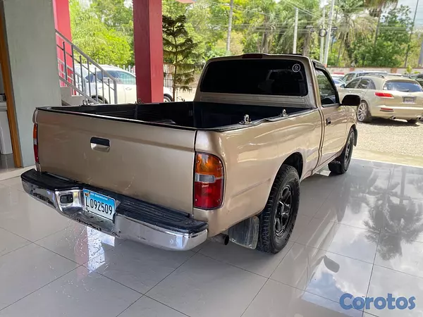 jeepetas y camionetas - Toyota Tacoma 1998 mecánica de gasolina  8