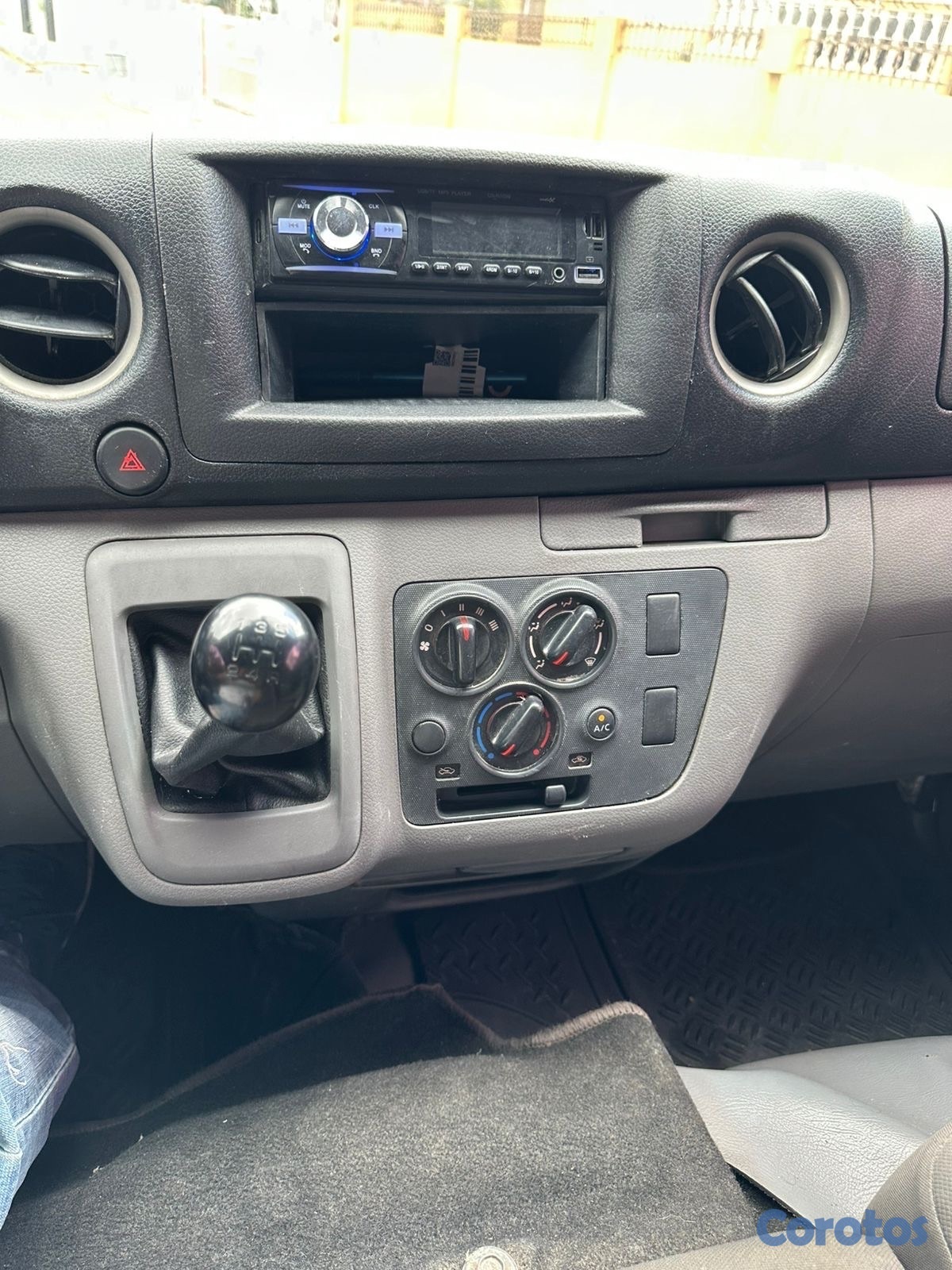 jeepetas y camionetas - ♻️NISSAN URVAN NV300 DE CARGA✅ 9