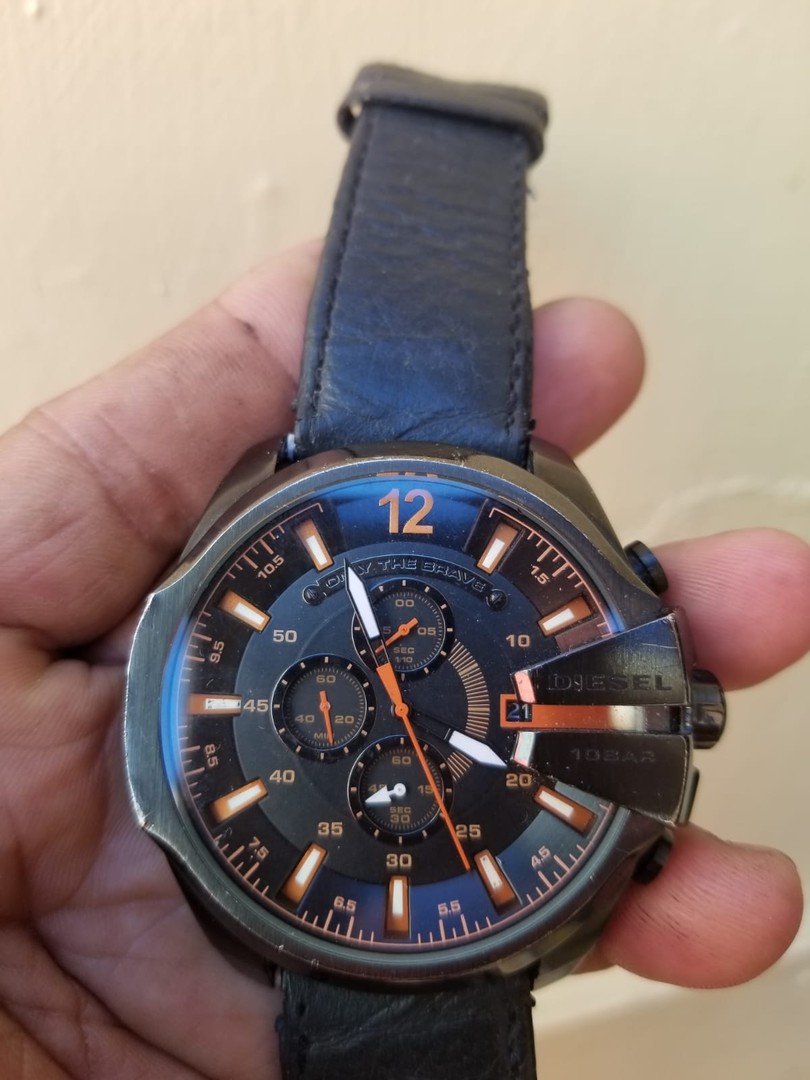 joyas, relojes y accesorios - CRONÓGRAFO DIÉSEL ONLY THE BRAVE DZ 4291 RD$8,000.00 NEGOCIABLE