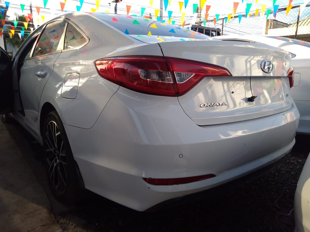 carros - HYUNDAI SONATA 2017 BLANCO 4