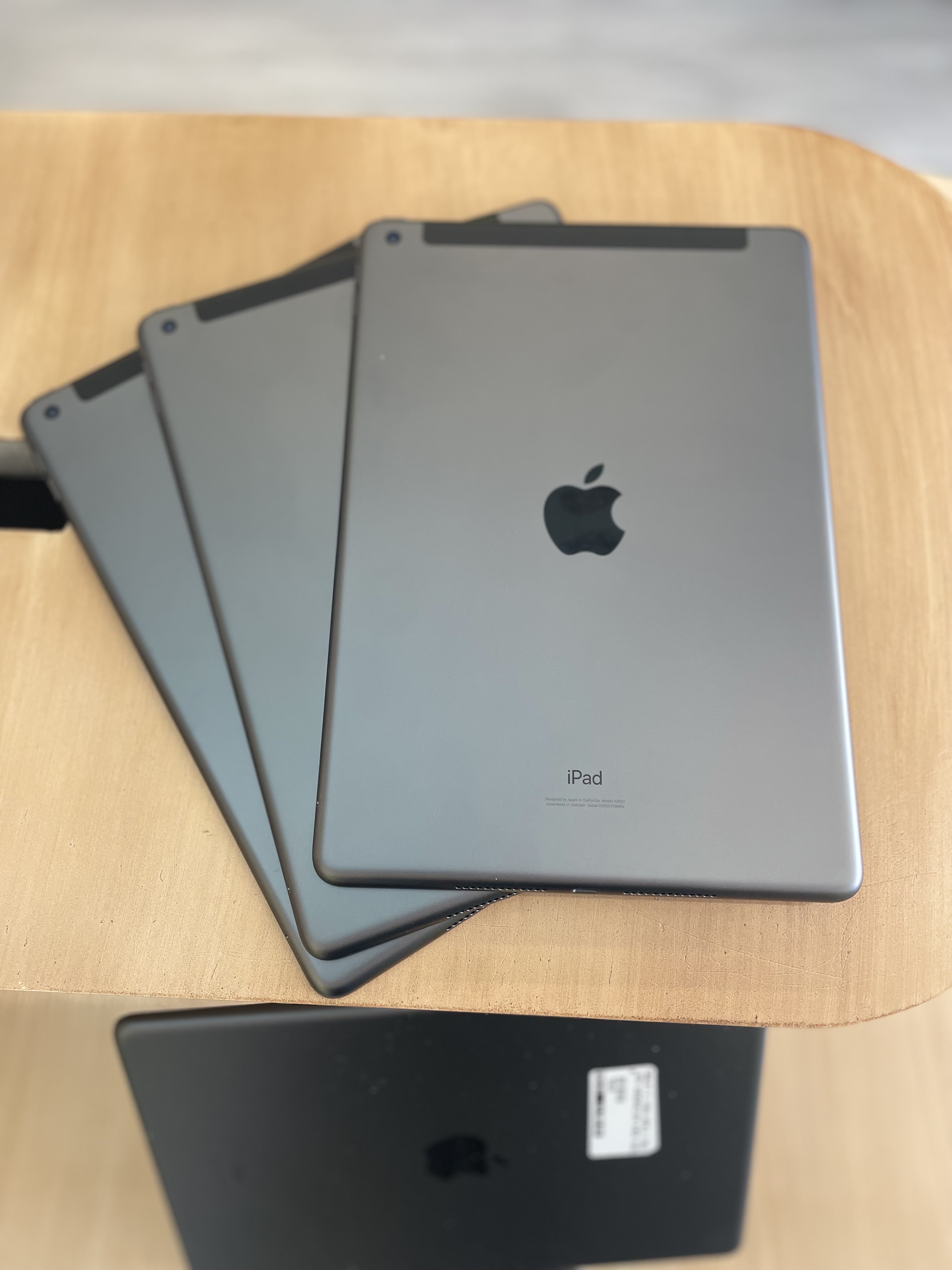 celulares y tabletas - IPAD 9TH GENERACIÓN 256Gb 4