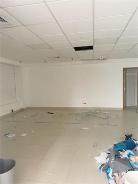 oficinas y locales comerciales - Local Piantini 78 m 5