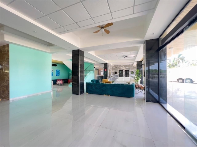 oficinas y locales comerciales - hotel en boca chica con alta rentabilidad  2